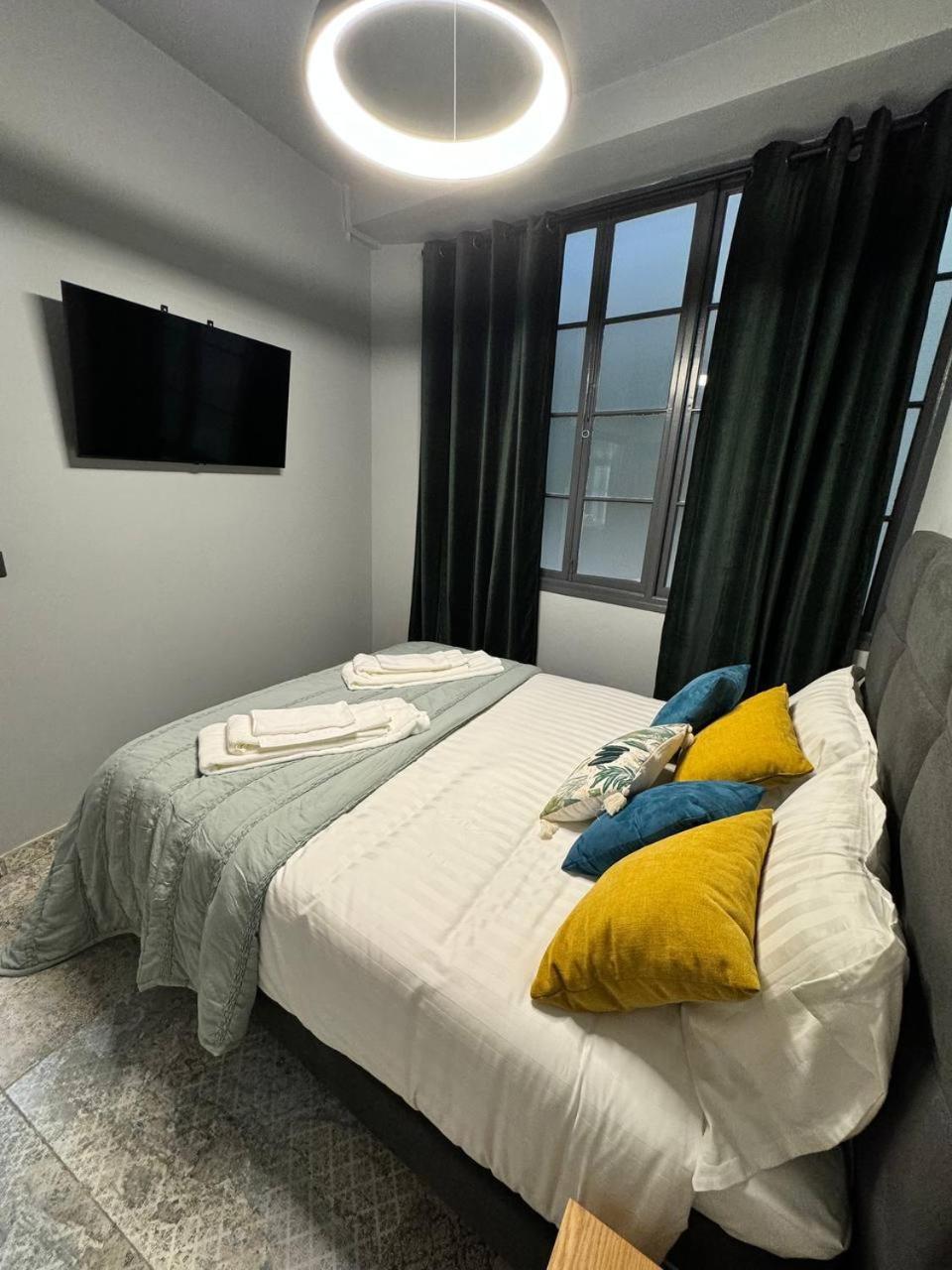 Alma De Malaga 2Br Stay With Art History & Comfort In The Heart Of The City Μάλαγα Εξωτερικό φωτογραφία